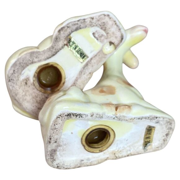 Vintage Ceramic Giraffe Salt & Pepper Shakers 2" Tall Japan Zoo MCM - Picture 5 of 7